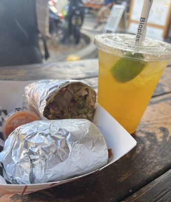 Munch N Brunch Food Truck - Breakfast & Coffee Shop by null