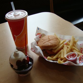 Dairy Queen Grill & Chill - Chicken sandwich meal & a sunday. - Fast Food Near Me - Grand Rapids, Minnesota Dairy Queen Grill & Chill - Chicken sandwich meal & a sunday. - Fast Food Near Me - Grand Rapids, Minnesota