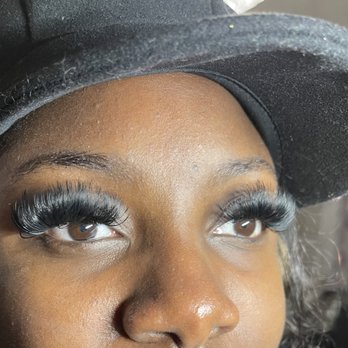 Lashed By Fay - Mega volume set - Eyelash Service Near Me Lashed By Fay - Mega volume set - Eyelash Service Near Me