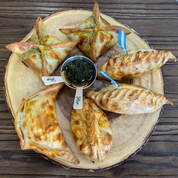 Del Campo Empanadas - Great empanada selection: chicken, spinach, Argentina, and pizza pepperoni. Great flavor. Really enjoyed them. - Argentine Near Me - Flower Mound, Texas Del Campo Empanadas - Great empanada selection: chicken, spinach, Argentina, and pizza pepperoni. Great flavor. Really enjoyed them. - Argentine Near Me - Flower Mound, Texas