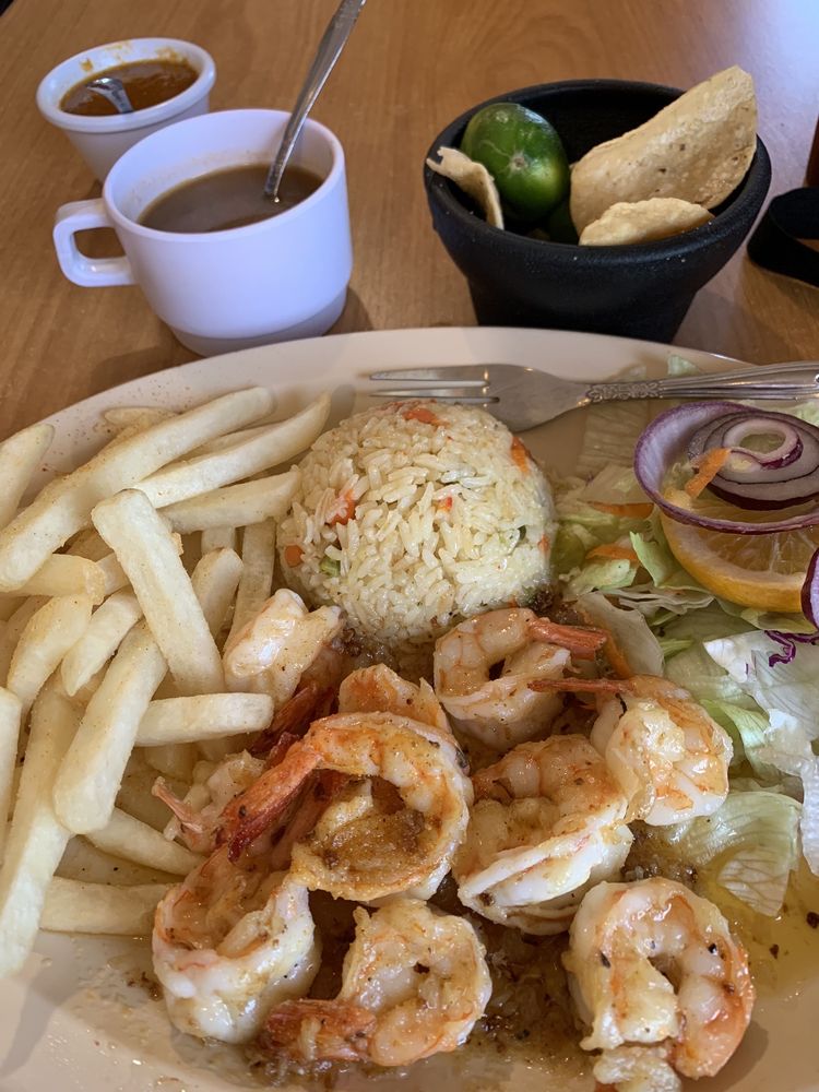 Cocteleria El Amigo Seafood Restaurant