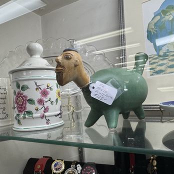 Antiques On Main - Cool! - Antiques Near Me - Cambria, California