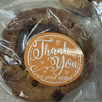 Black Smoke Coffee - Chonky Cookie - Coffee & Tea Near Me - Griffin, Georgia Black Smoke Coffee - Chonky Cookie - Coffee & Tea Near Me - Griffin, Georgia