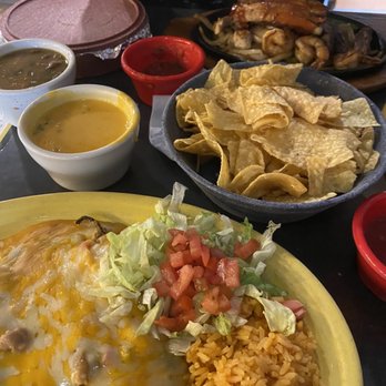 Albarran's Mexican Bar & Grill - Mexican Near Me - Lubbock, Texas