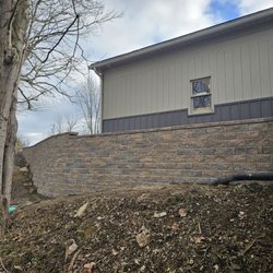 Rojo's Landscaping Maintenance