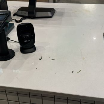 sweetgreen - Healthy Salads, Wraps, and Bowls - Checkout is disgusting - Salad Near Me - Carlsbad, California