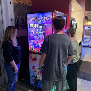 Mountain Mike's Pizza - Pizza Near Me - Upland, California