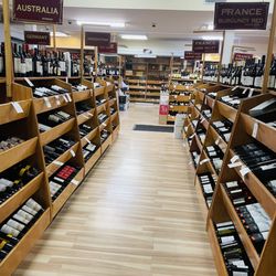 Murphy's Liquor Store