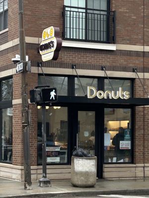 Goldie’s Donuts & Bakery by null