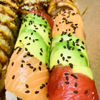 Raisu - Tornado Maki Roll - Japanese Near Me - Chicago, Illinois
