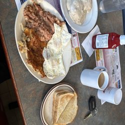 The Breakfast House - More food than I thought I could eat and ended up eating everything!