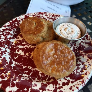 Brochu's Family Tradition - Seafood Near Me - Savannah, Georgia