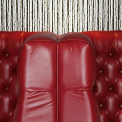 Ruth's Chris Steakhouse - Booth Detail