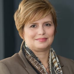 Depicting Life Photography - Corporate Head Shot