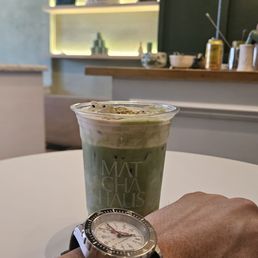 Cute cafe with tastey matcha drinks Cute cafe with tastey matcha drinks