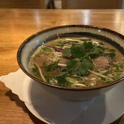 Soup' n Roll - beef pho