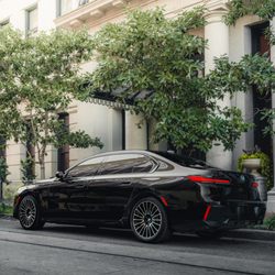 Southern Chauffeur Services - BMW 740i