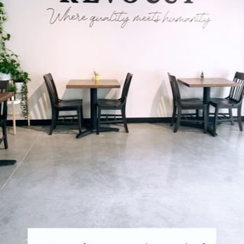 Revocup Lenexa Coffee Shop - Inside - Coffee & Tea Near Me - Lenexa, Kansas