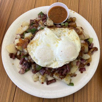 Carolyn's Cafe - Corned beef hash - Breakfast & Brunch Near Me - Redlands, California