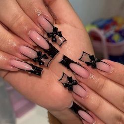 De Top Nail