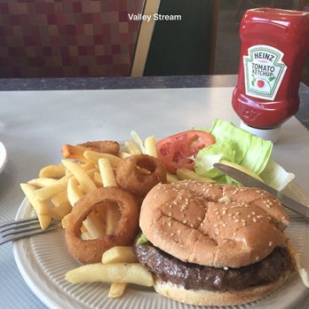Valbrook Diner - Diners Near Me - Valley Stream, New York
