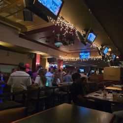 Features Bar & Grill - Bar and karaoke