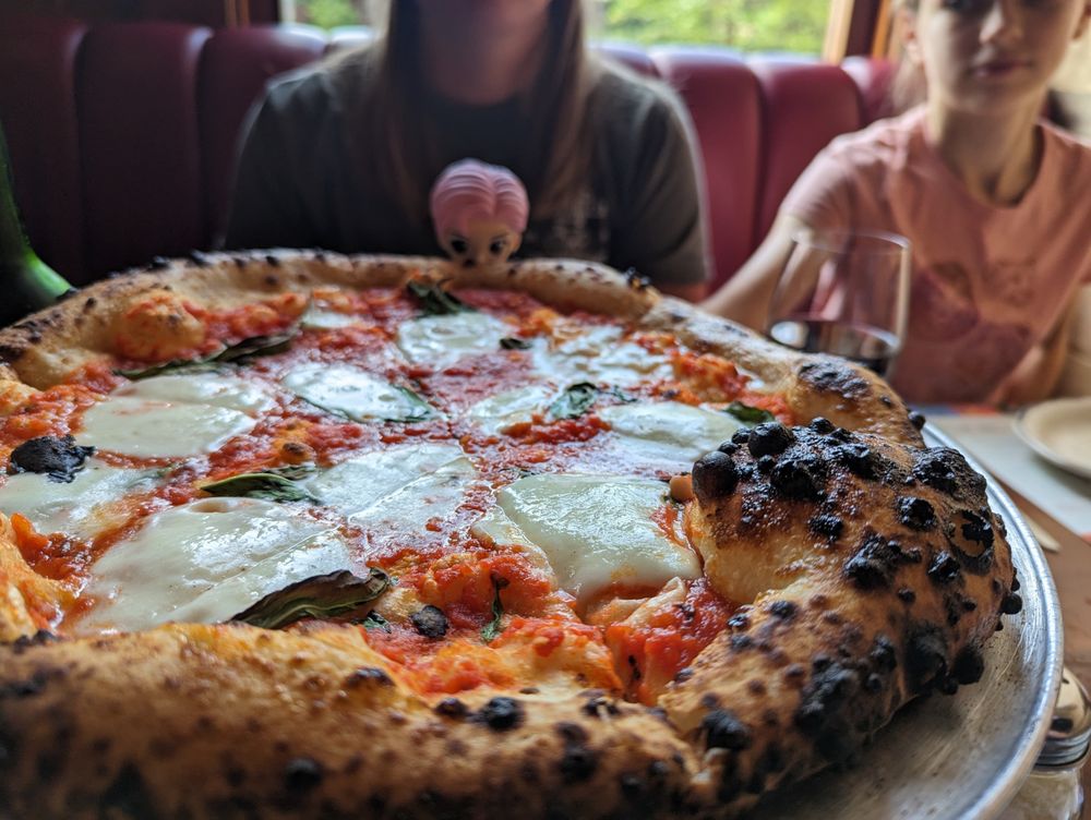 Benny's Big Time Pizzeria