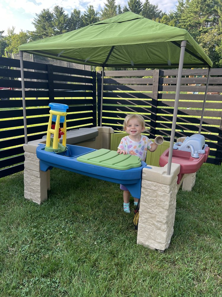 Mini Munchkins Childcare - childcare center in Levant, ME