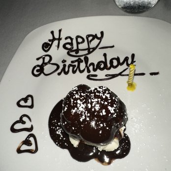 La Perla Di Pompano - Birthday dessert - Italian Near Me - Pompano Beach, Florida