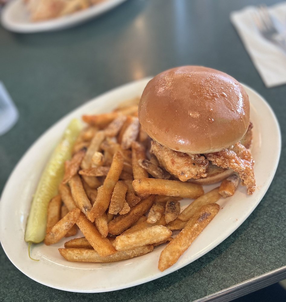 Metro Diner