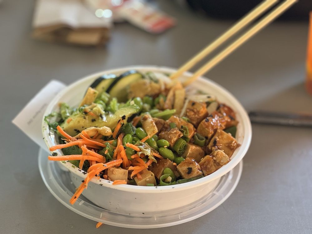 PB Poke House photo 3