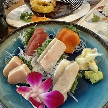 Osaka Japanese Fusion - 10-PCs Sashimi lunch set comes with rice and salad - Japanese Near Me - Rome, Georgia Osaka Japanese Fusion - 10-PCs Sashimi lunch set comes with rice and salad - Japanese Near Me - Rome, Georgia