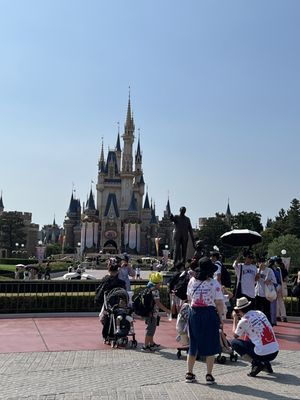 Tokyo Disney Resort by null