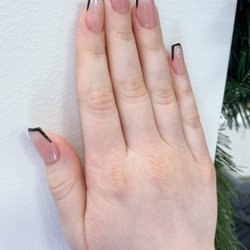 Ali Nails & Spa