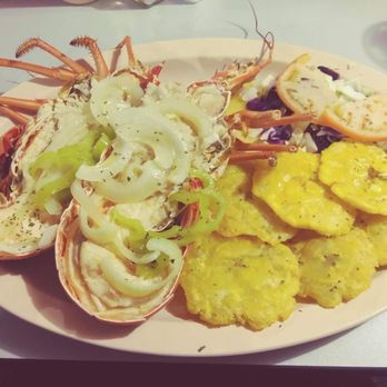 Tus Antojos - LANGOSTA A LA PARRILLA EN ESPECIAL TODOS LOS LUNES A $19.95 - Seafood Near Me - Salinas, Puerto Rico
