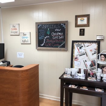 Smoky Mountain Salon & Spa - Makeup Artists Near Me - Pigeon Forge, Tennessee Smoky Mountain Salon & Spa - Makeup Artists Near Me - Pigeon Forge, Tennessee