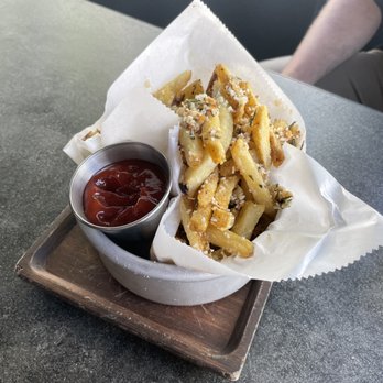 Laurel Tavern - Garlic Garlic Parmesan Fries - New American Near Me - Studio City, California