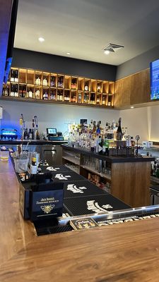 Mihana Japanese Bistro & Bar by null