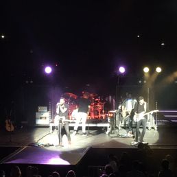 Old Dominion! Best show of the whole Fair! Old Dominion! Best show of the whole Fair!