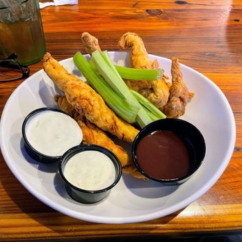 Miller's Ale House - Zingers Zingers - American Near Me - Boca Raton, Florida