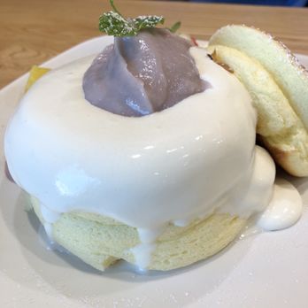 Motto Tea Cafe - Taro soufflé pancake - Bubble Tea Near Me - San Gabriel, California