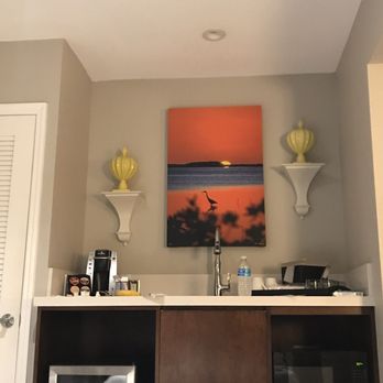 Almond Tree Inn - Hotels Near Me - Key West, Florida