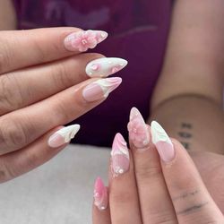 Lux-K Nails