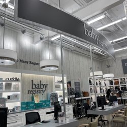 buybuy BABY - Registry area