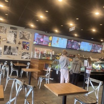 Empire Bagels - Plenty of tables and chairs not like other places are so small - Breakfast & Brunch Near Me - Carmel Hamlet, New York