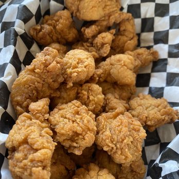 Pineapple Willy's - Gator bites - Seafood Near Me - Panama City Beach, Florida Pineapple Willy's - Gator bites - Seafood Near Me - Panama City Beach, Florida
