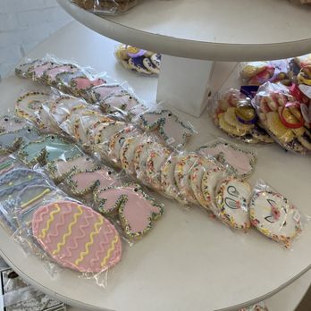 Bing's Bakery - Bakeries Near Me - Newark, Delaware