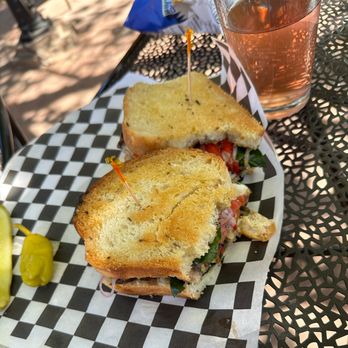 Beer Creek Brewing - The Wyatt, with greasy bread - Brewpubs Near Me - Santa Fe, New Mexico