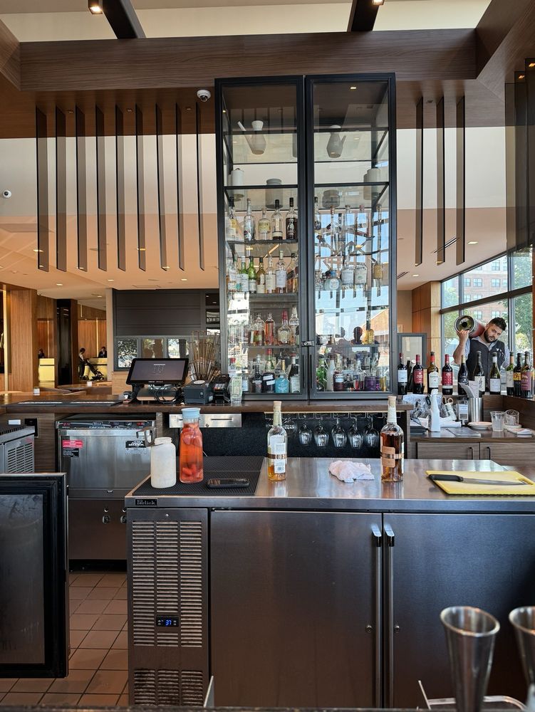 AC Hotel by Marriott Portland Downtown/Waterfront, ME - wedding in Portland, ME