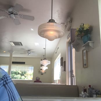 The Cup Cafe - This place really reminds me of those great old dinner experiences I use to have as a kid - Breakfast & Brunch Near Me - Reno, Nevada The Cup Cafe - This place really reminds me of those great old dinner experiences I use to have as a kid - Breakfast & Brunch Near Me - Reno, Nevada